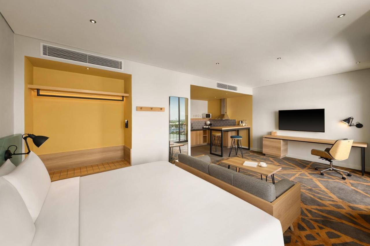 Hiive By Fusion Binh Duong - Vsip 1 Hotel Thuan An Exterior photo